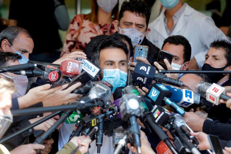 Leopoldo Luque, el médico personal de Diego Maradona (Foto: Emiliano Lasalvia / AFP)