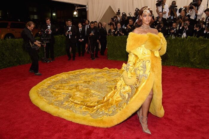 La cantante también cautivó con su look en la Met Gala de 2015.