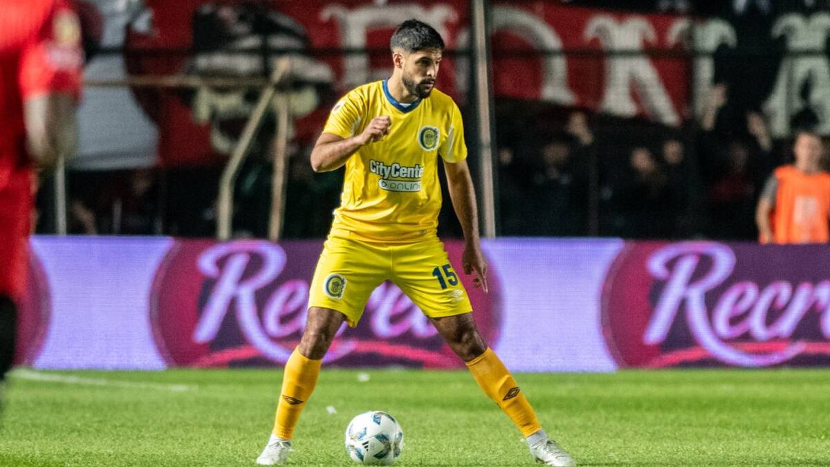 Problemas en Rosario Central: un pilar del fondo puede perderse el clásico rosarino