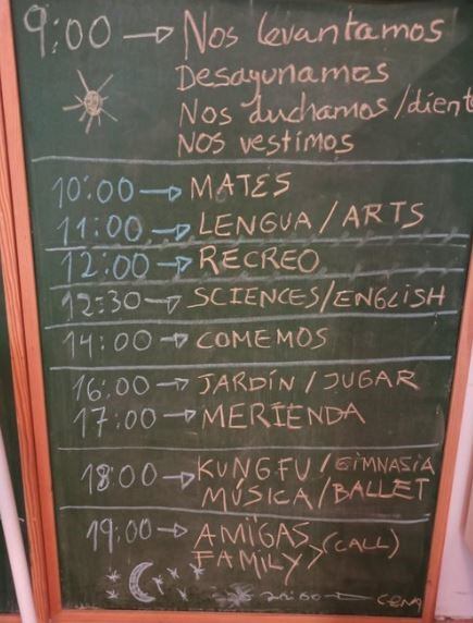 En Twitter, más padres aportaron otras ideas para compaginar de forma exitosa el teletrabajo con el cuidado de sus hijos.