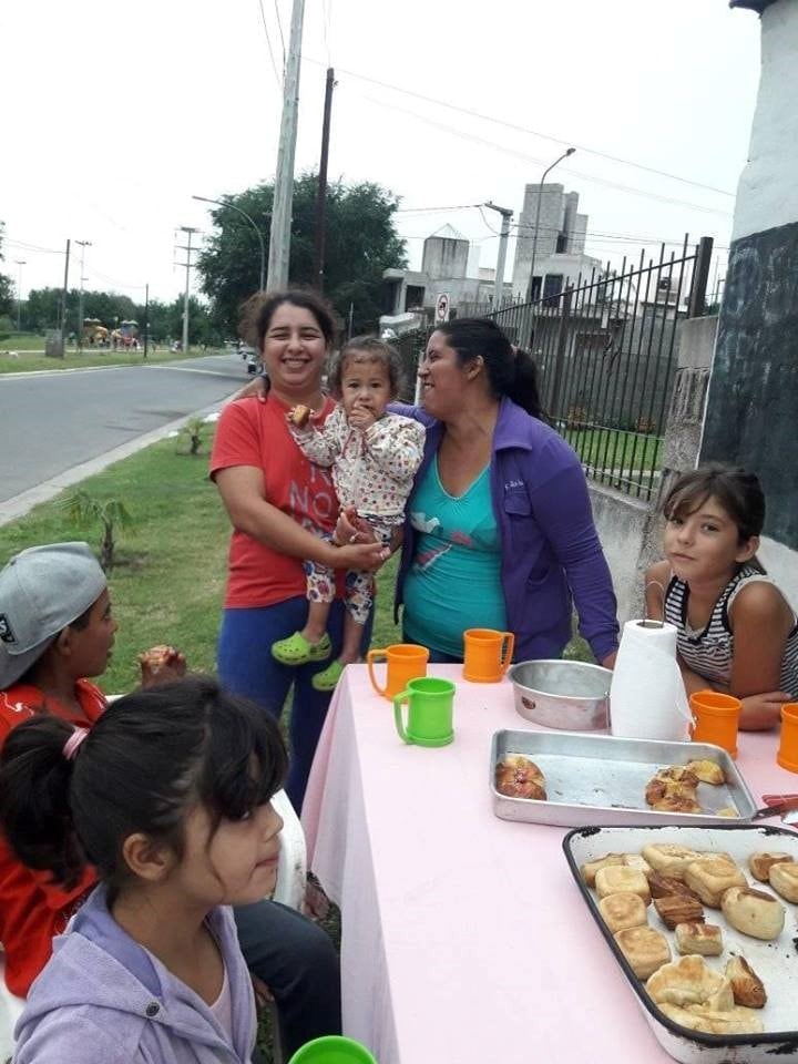 Merendero "Barriguitas llenas, corazón contento" de La Calera,