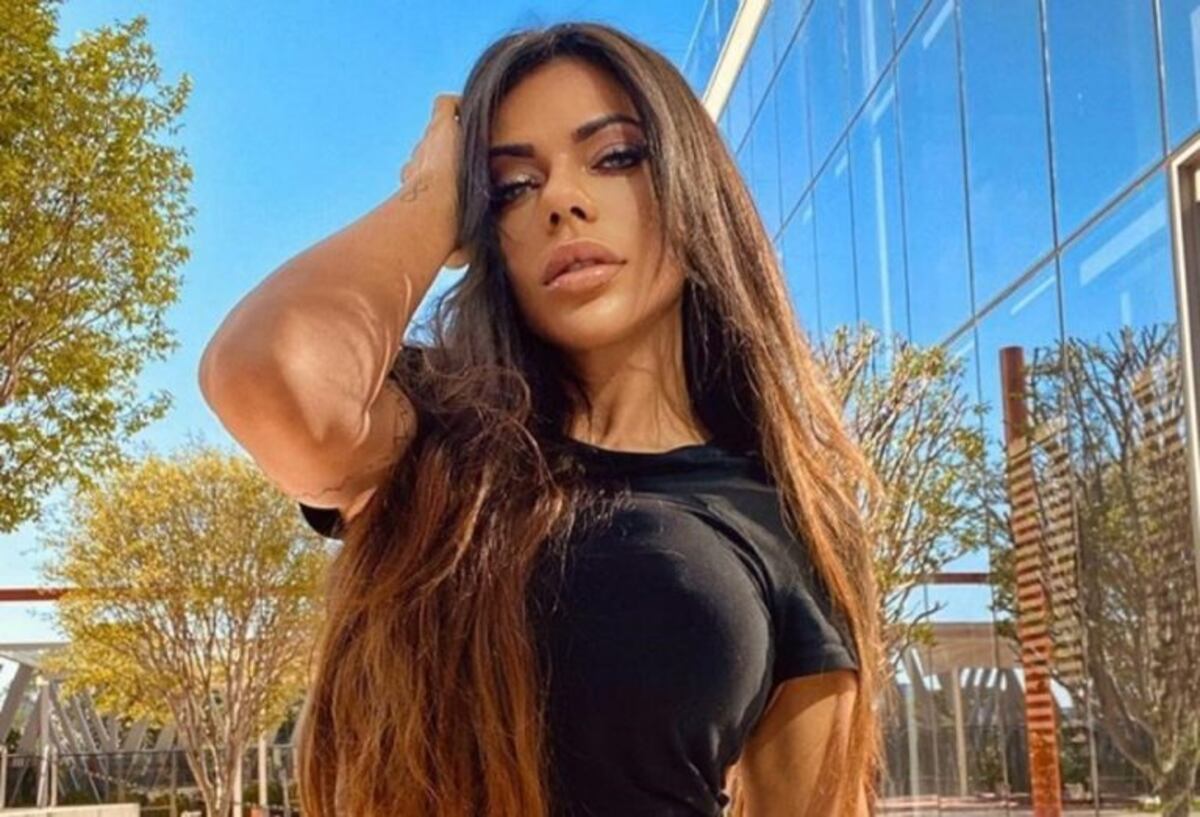 Lionel Messi y una admiradora particular: Miss Bum Bum alentó a la Selección Argentina