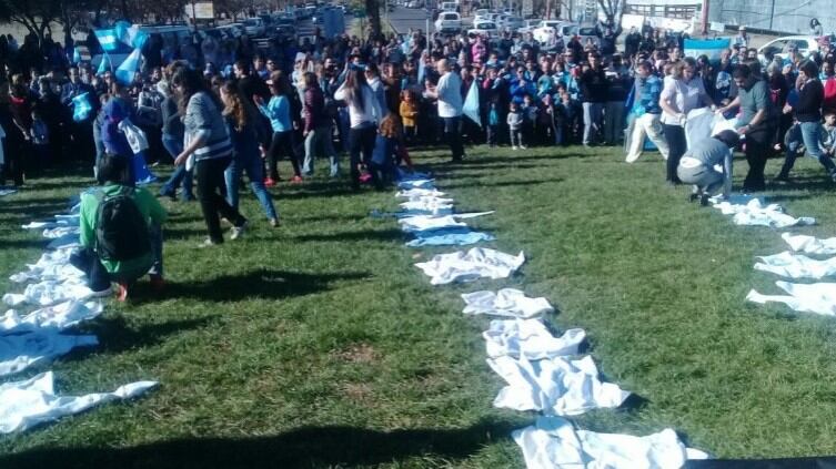 Durante el encuentro, además, se dio lectura al documento del Consejo Deodontóligico Médico de Mendoza "en defensa de la vida humana" .