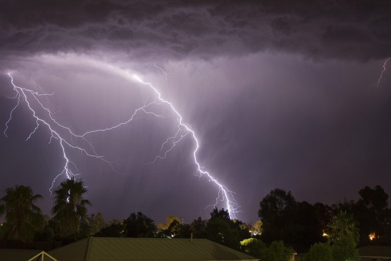 Tormenta eléctrica