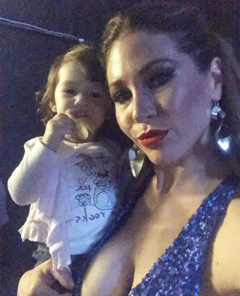 Adabel Guerrero posó en bikini de espaldas y cautivó a sus seguidores