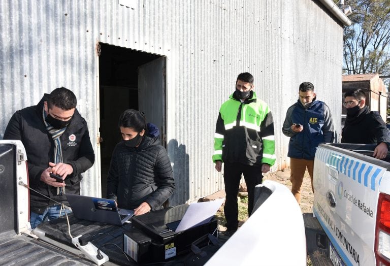 Entrega de motos a la Agencia de Investigación Criminal