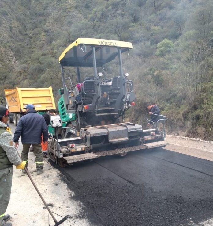 pavimentación de los tramos dañados en La Cébila