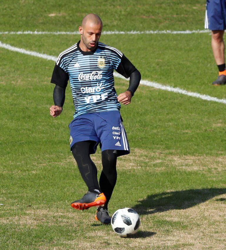 Javier Mascherano disputará su cuarta Copa del Mundo, récord que compartirá con Diego Maradona y Lionel Messi. EFE/David Fernández