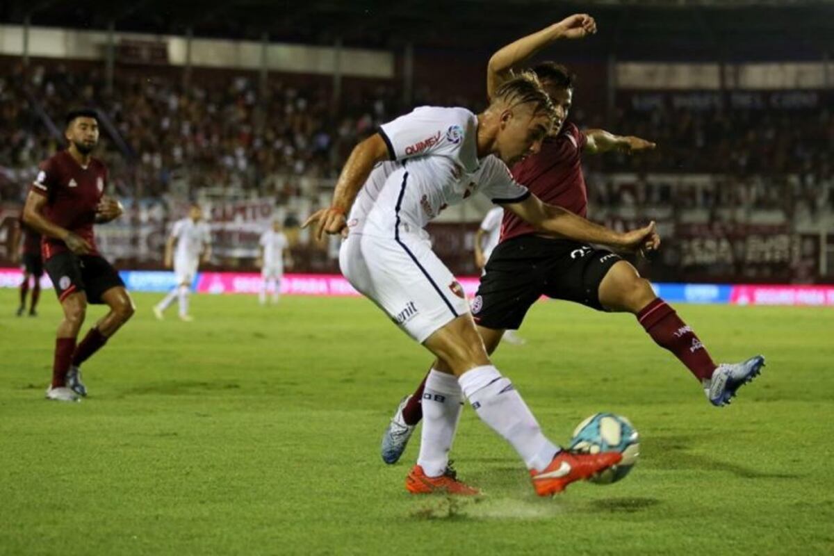 Nadalín salió lesionado y quedó en duda para el próximo partido de Newell's
