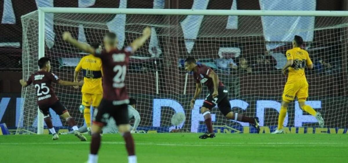 Boca cayó 2-1 ante Lanús y relegó la punta de la Superliga