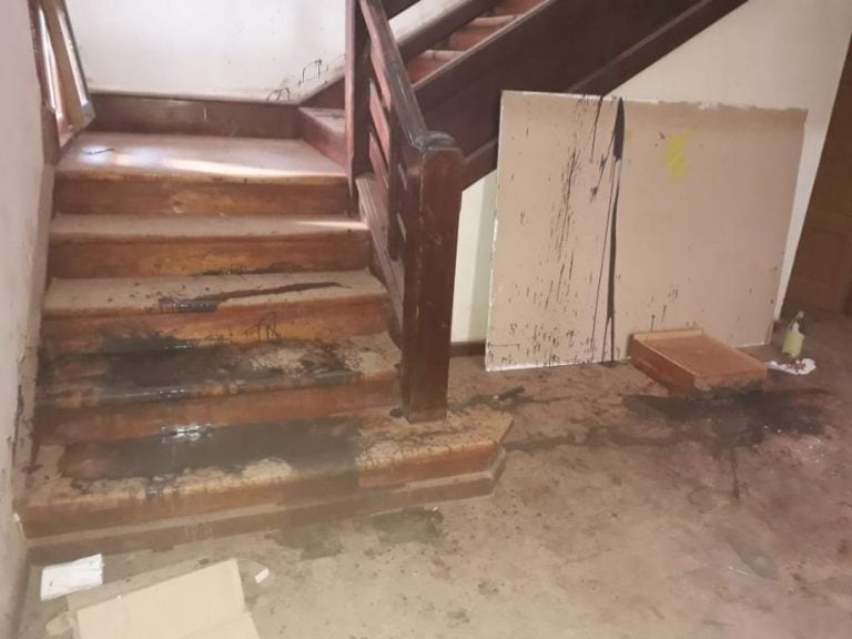 Las escaleras deberán ser restauradas en su totalidad.