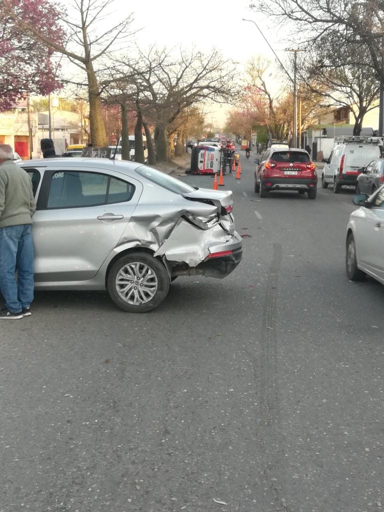 Siniestro vial en Av. Donato Alvarez (Foto: Radio Nexo)