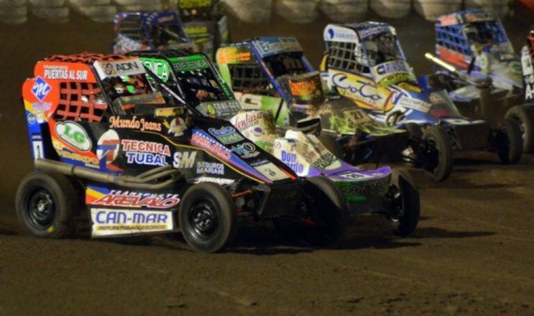 Se llevó a cabo la 14º fecha del Campeonato Estival de Midget