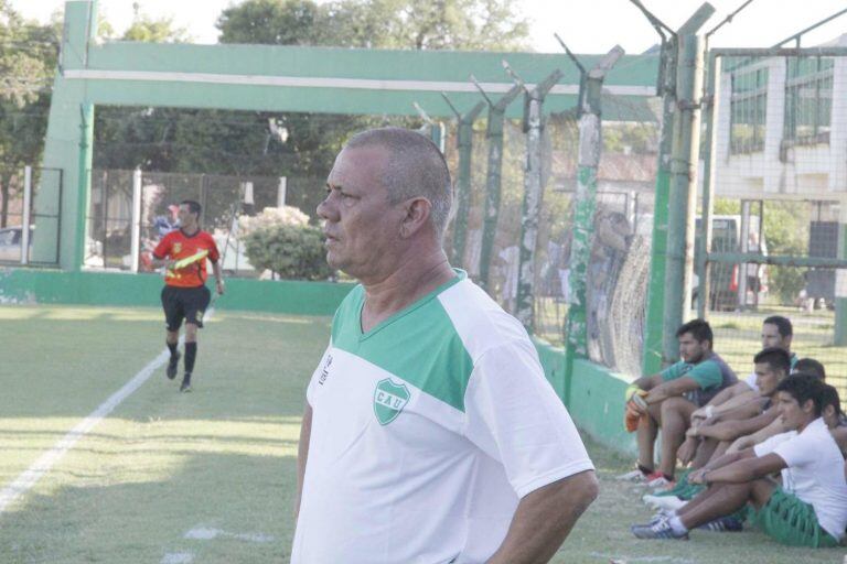 Adrián Tosetto logró un ascenso dirigiendo a Unión de la ciudad de Sunchales.