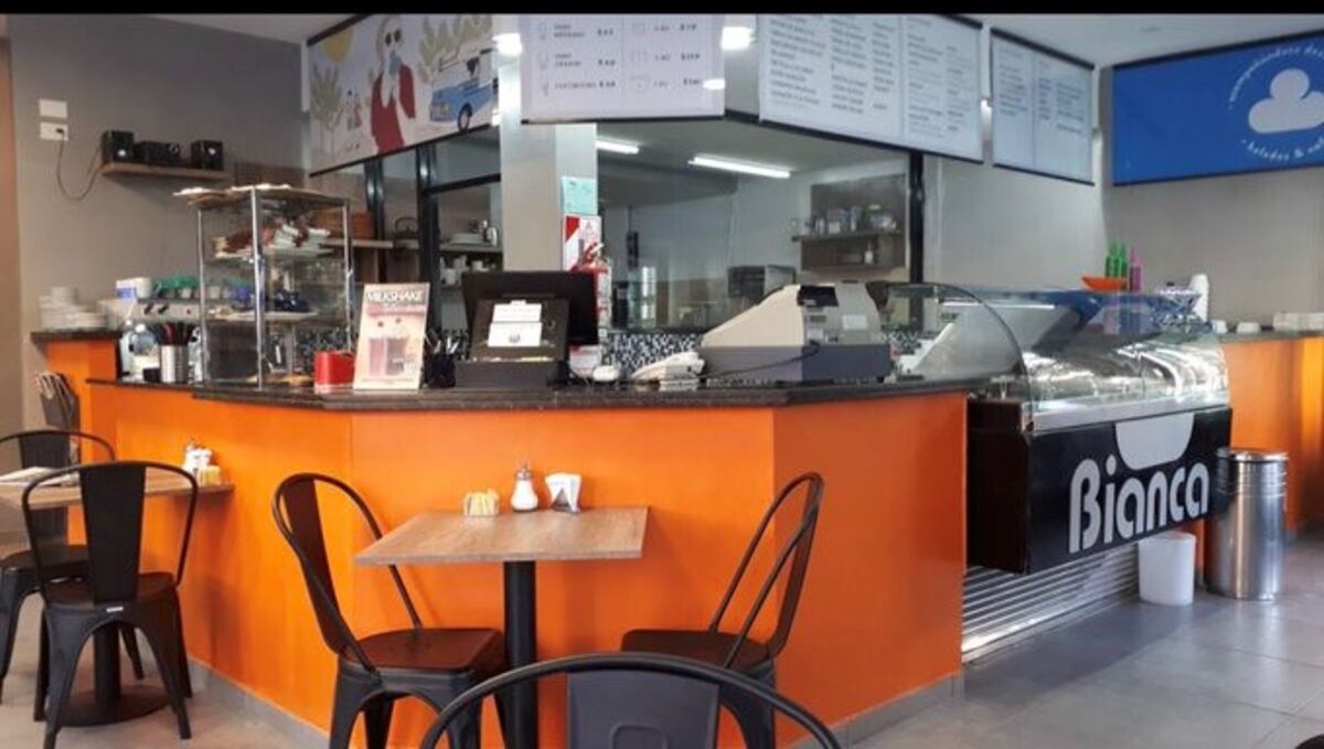 Ramos Mejía: asesinaron a balazos a un policía federal en un intento de robo a una heladería
