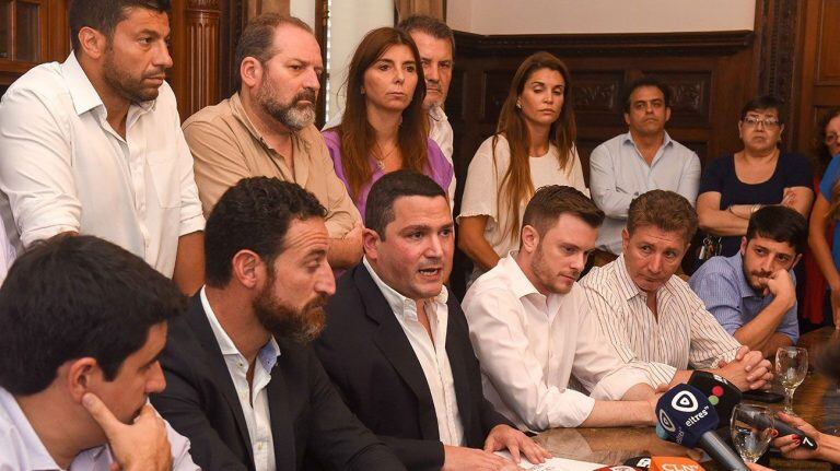 Lo que podría haber detrás del ataque mafioso al Concejo Municipal