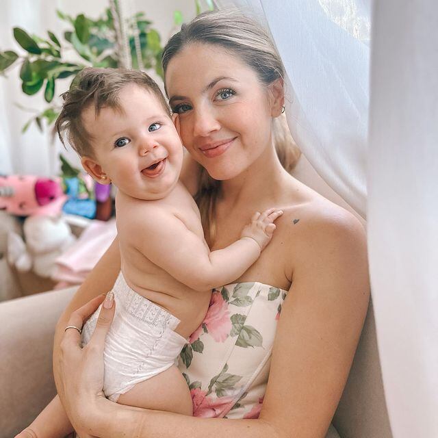 Stephanie Demner con Arianna. (Instagram Stephanie Demner)