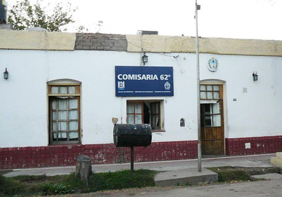 Entraron a su casa y le robaron un rifle