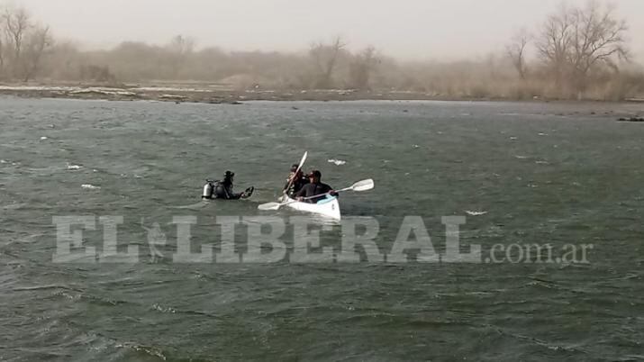 El Grupo Especial de Rescate sigue buscando a Giménez.