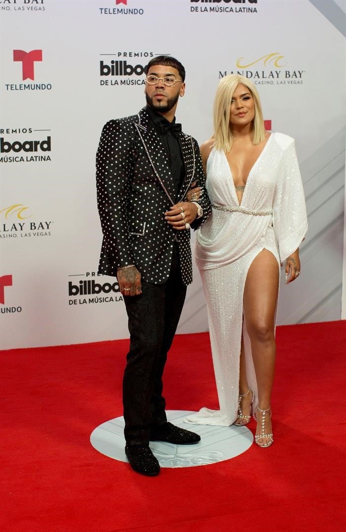 Karol G y Anuel son una de las parejas más queridas del género urbano. (Foto: EFE)