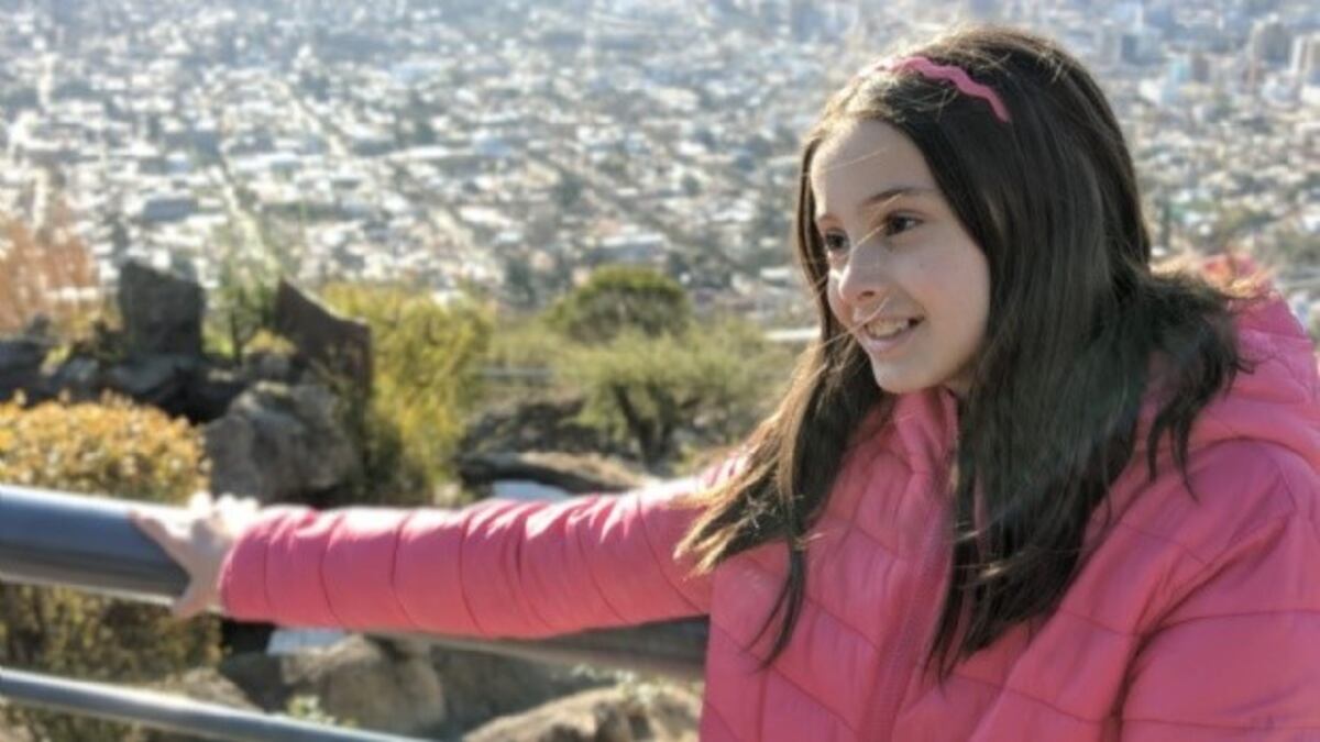 Gran orgullo: Una altagraciense en las Olimpiadas Internacionales de Matemáticas