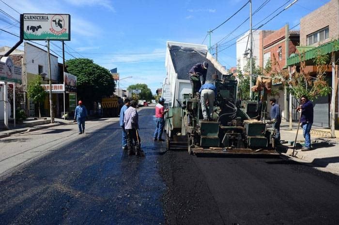 Repavimentación en Neuquén (web)