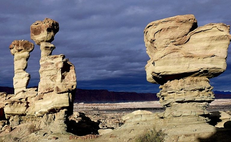 Se bautizó la zona como Valle de la Luna por sus semejanzas al paisaje lunar.