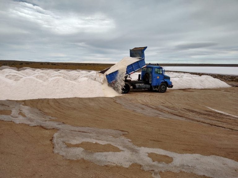 acopio de sal para las rutas en invierno