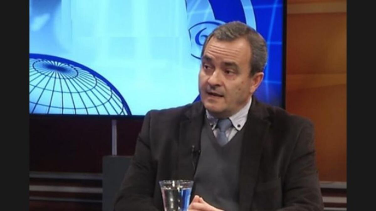 El médico cordobés Oscar Atienza, duro con los anuncios nacionales sobre el barbijo: “Van a aumentar los casos”