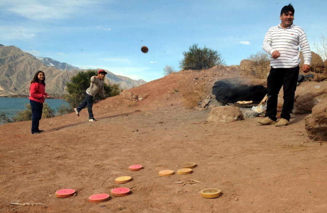 El río Blanco y el perilago, los sitios para el asado del Día del Trabajador