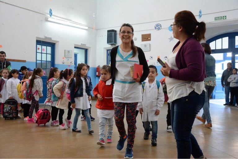 Los docentes podrán acceder al concurso.