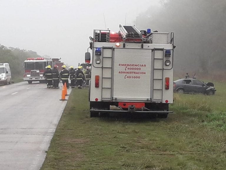 El fatal accidente ocurrió sobre la ruta 1, en cercanías de la localidad de Morteros. (Fotos gentileza Diego Álvarez)