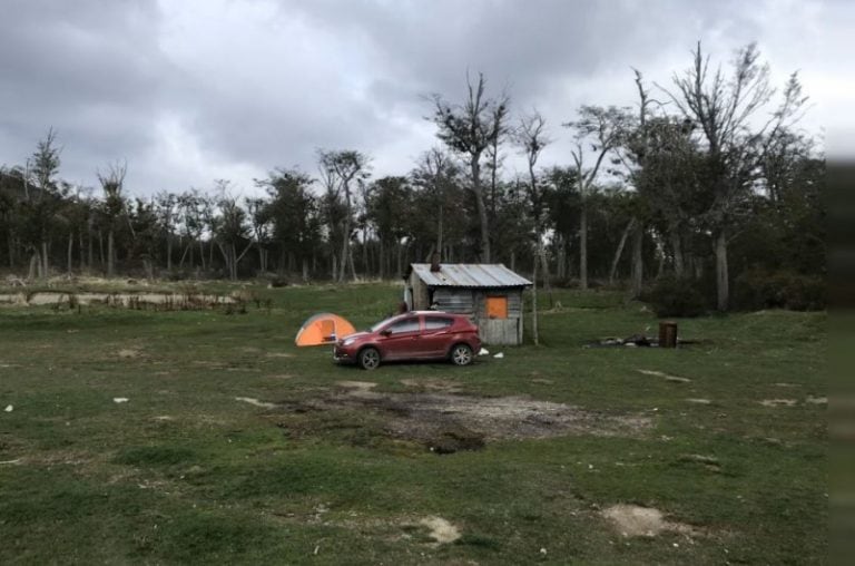 Camping Laguna del Indio Tolhuin, Tierra del Fuego