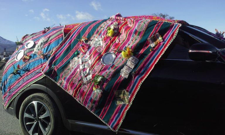 Virgen de Urkupiña, Ofrenda