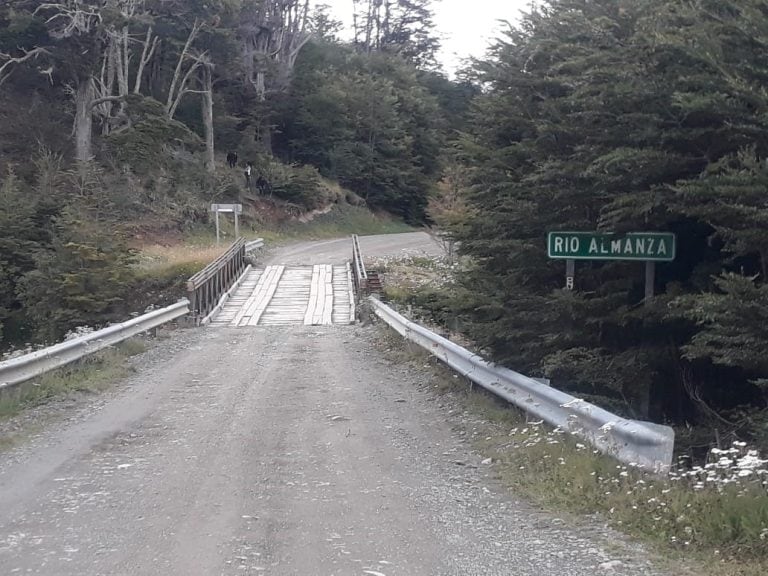 Puente del Río Almanza sobre RC "K"