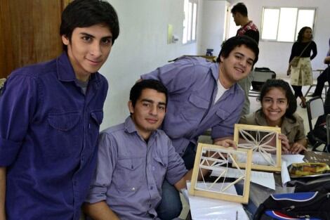 Desde ocho escuelas técnicas de la Provincia presentaron proyectos.