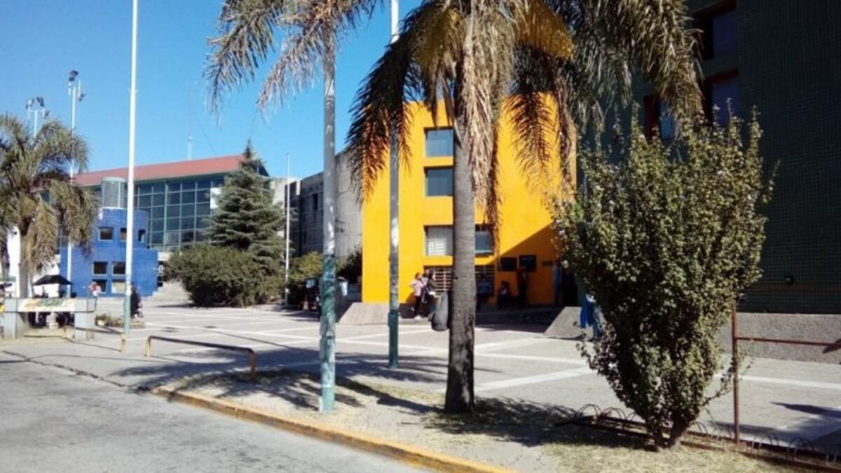 Corte de calles y reclamo a la Municipalidad en Villa El Libertador