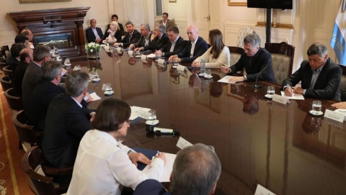 Macri se reunió con los gobernadores y seguirán debatiendo el Presupuesto 2019