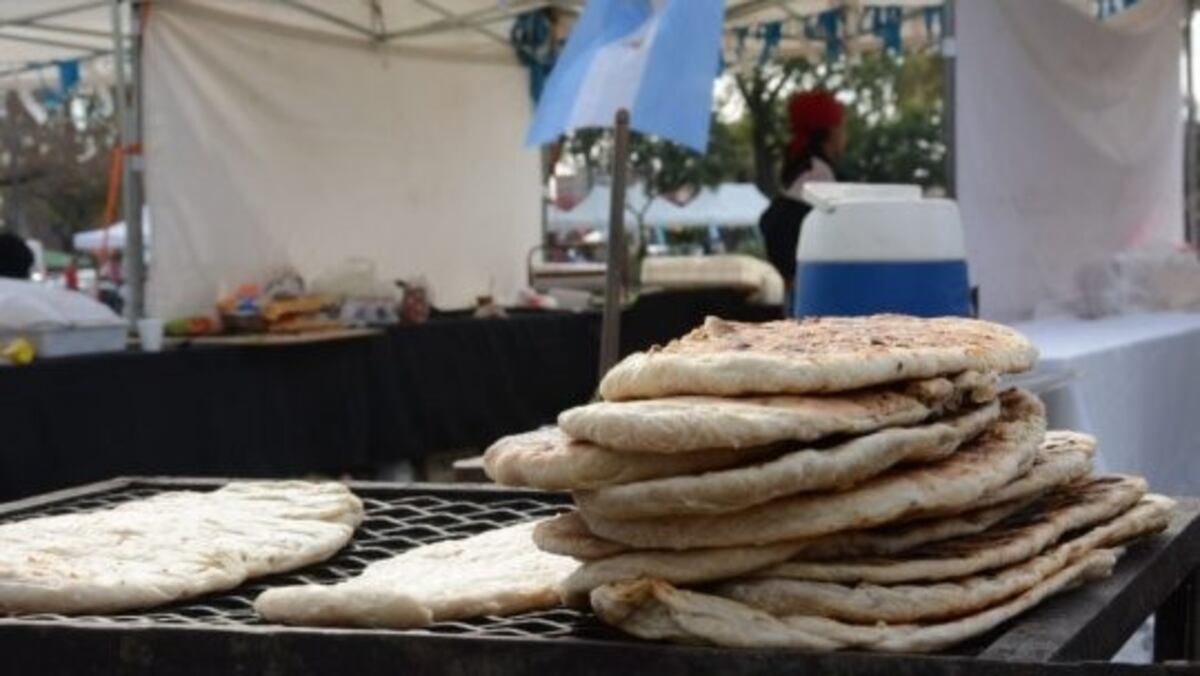 Rosario prepara bailes típicos y torta asada para la celebración de la Pachamama