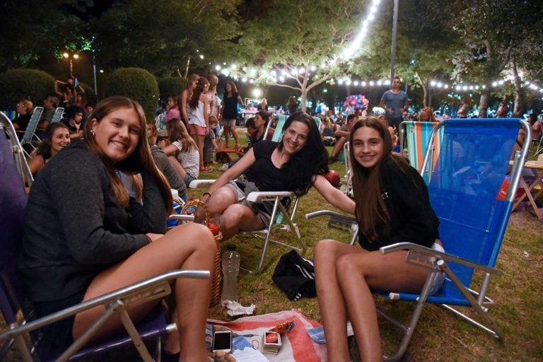 El picnic nocturno se traslada al Mercado del Patio.