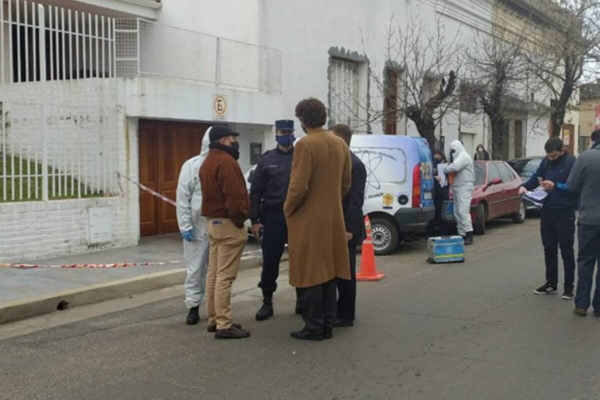 Una docente fue asesinada en su domicilio