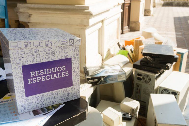 La recolección de residuos informáticos creció 2.200% en los últimos ocho años en Rosario