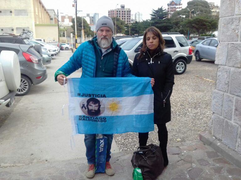 Sergio Maldonado junto a su abogada Verónica Heredia