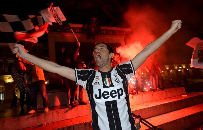 Locura en Turín ante un nuevo campeonato de la Juve.