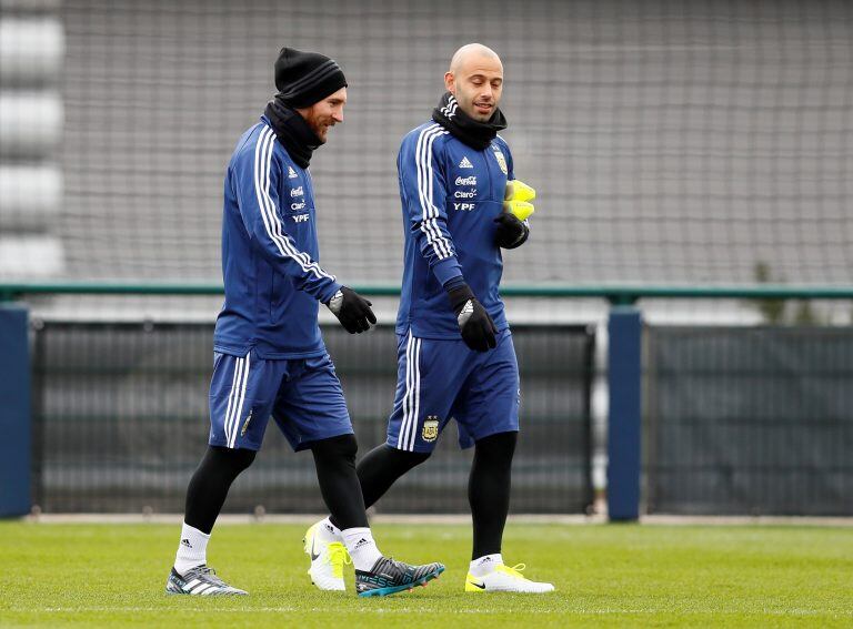 Lionel Messi ya se entrenó con la Selección en Manchester. Foto: REUTER.