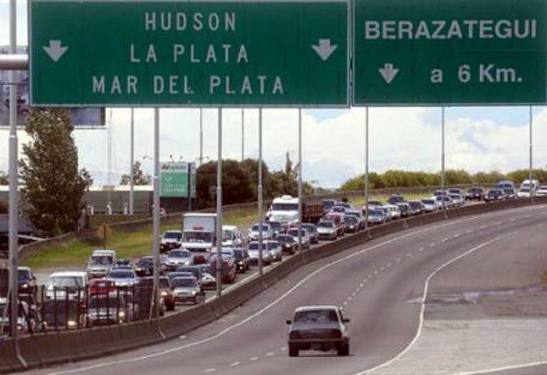 Autopista Buenos Aires-La Plata