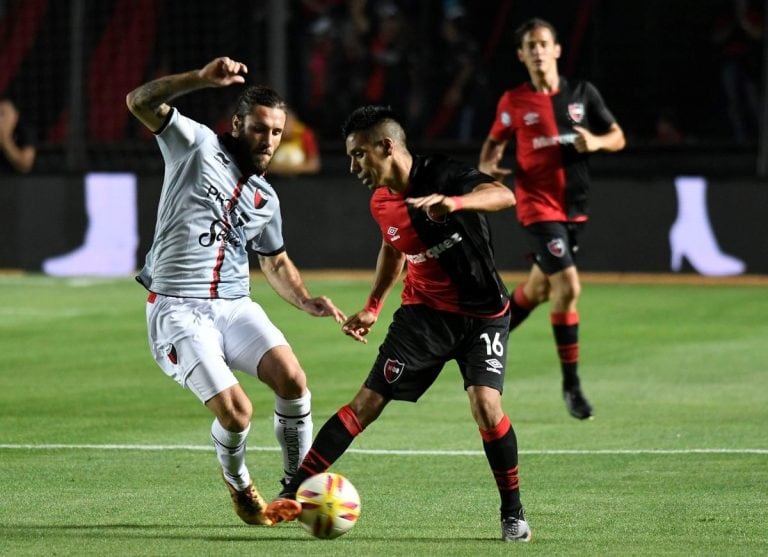 Domínguez: "Nos está costando salir de la media del fútbol argentino"