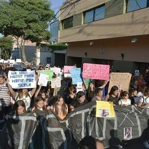 Marcha pidiendo justicia por Micaela Gordillo en Catamarca.