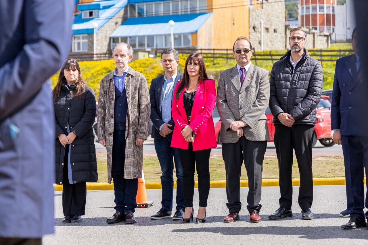 Tierra del Fuego recordó y homenajeó a los 44 tripulantes del ARA San Juan