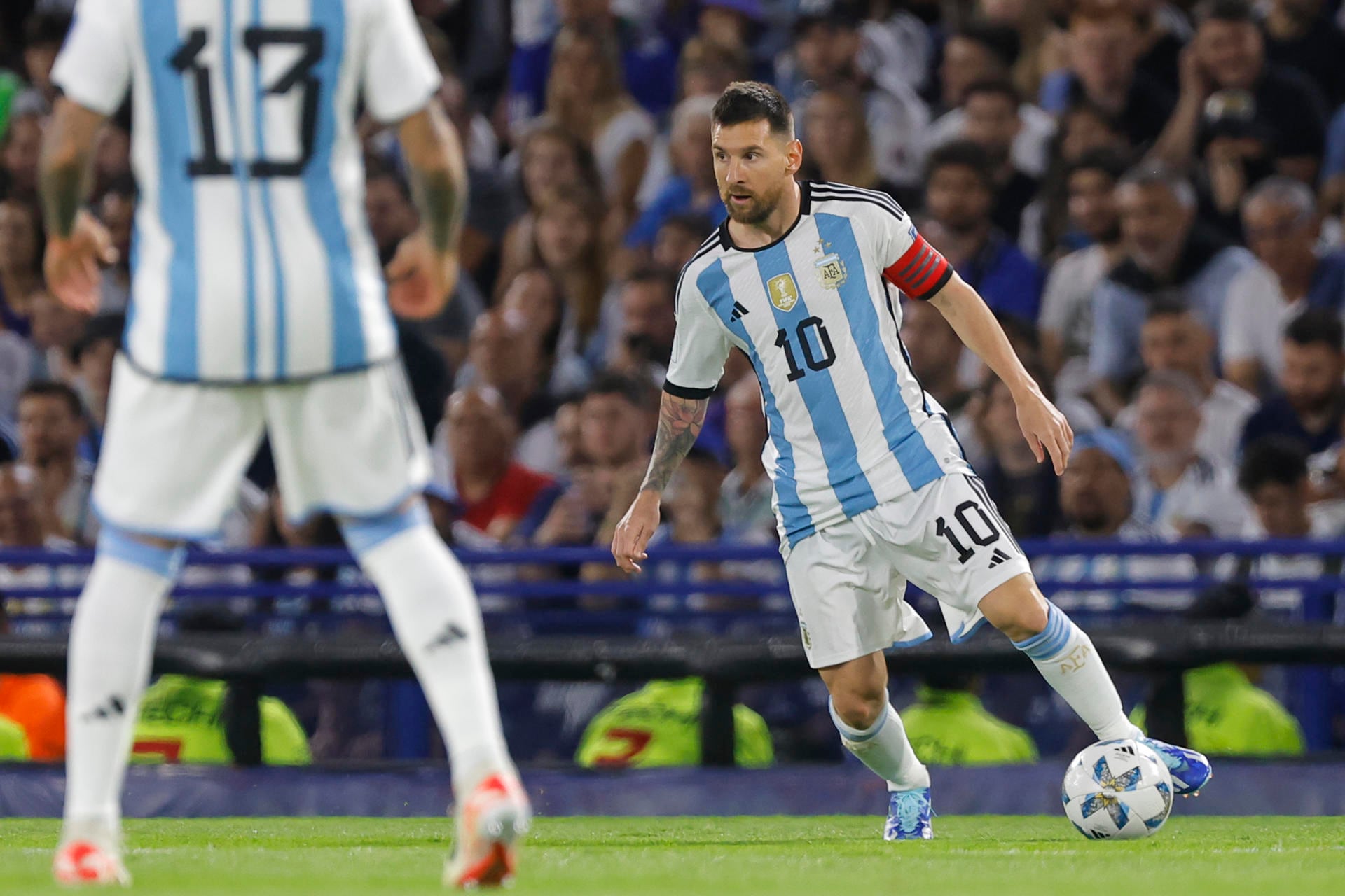 La Selección Argentina enfrenta a Uruguay por las Eliminatorias Sudamericanas.